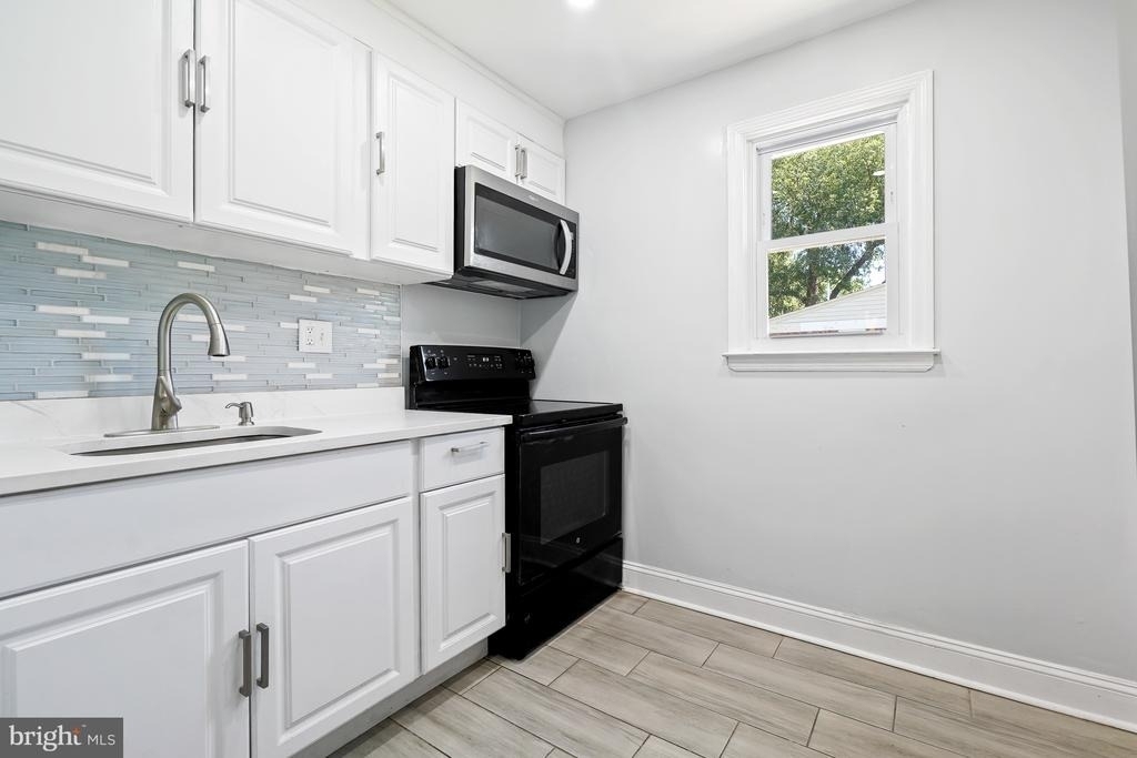 5204 Lackawanna Street - Photo 24