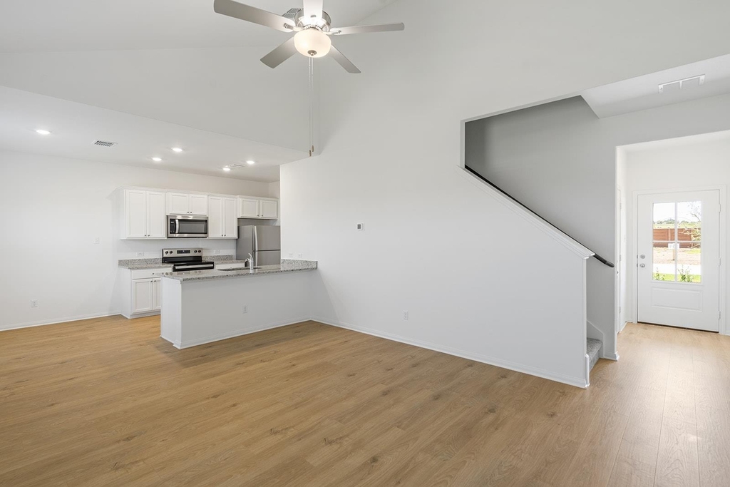 113 Desert Hare Dr - Photo 1