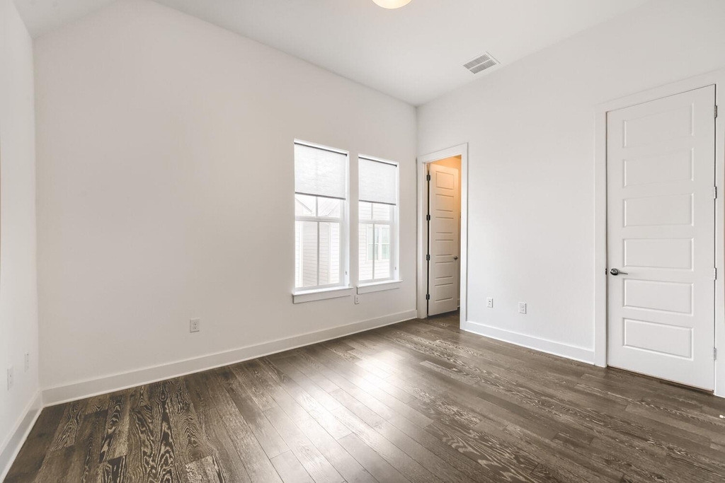 4405 Night Owl Ln - Photo 13