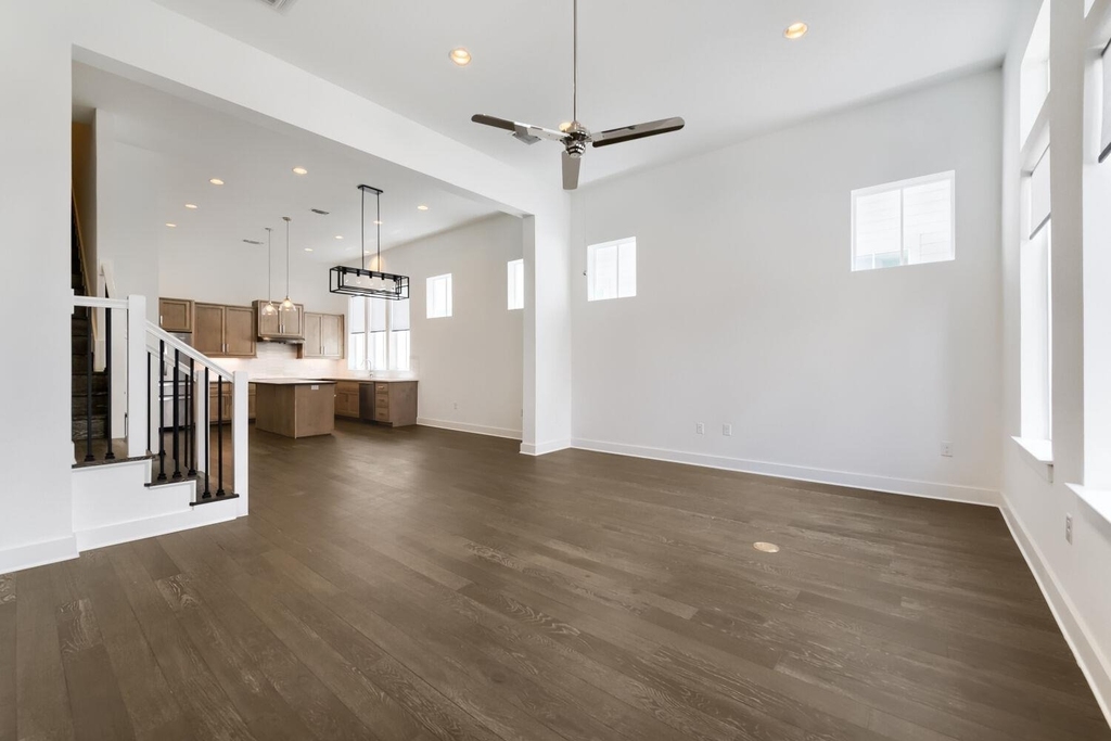 4405 Night Owl Ln - Photo 2