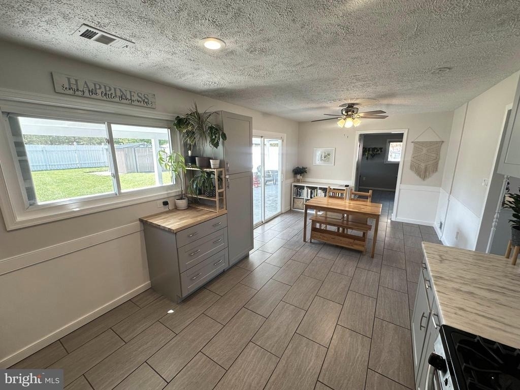 10411 Farrar Avenue - Photo 7