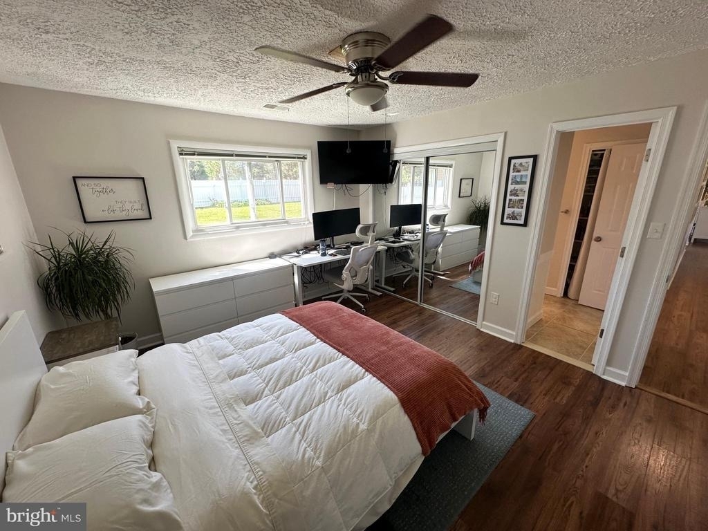 10411 Farrar Avenue - Photo 18