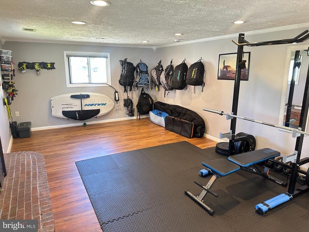 10411 Farrar Avenue - Photo 14