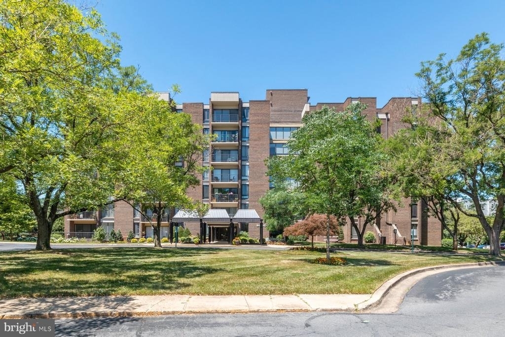 9900 Georgia Avenue - Photo 23