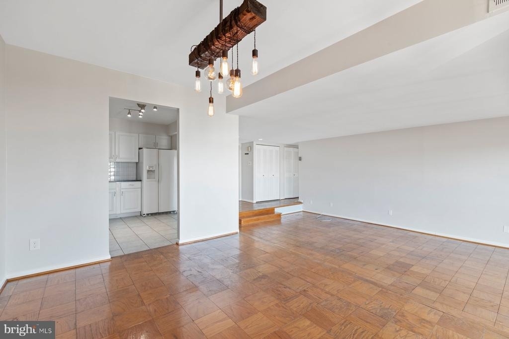 9900 Georgia Avenue - Photo 10