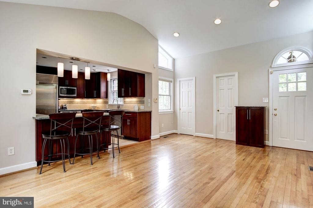 5013 Brookdale Road - Photo 7