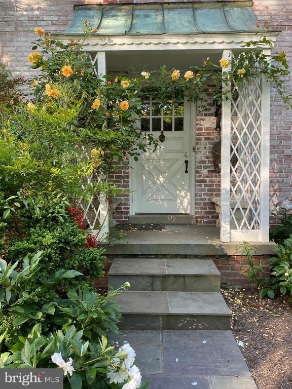 5013 Brookdale Road - Photo 3