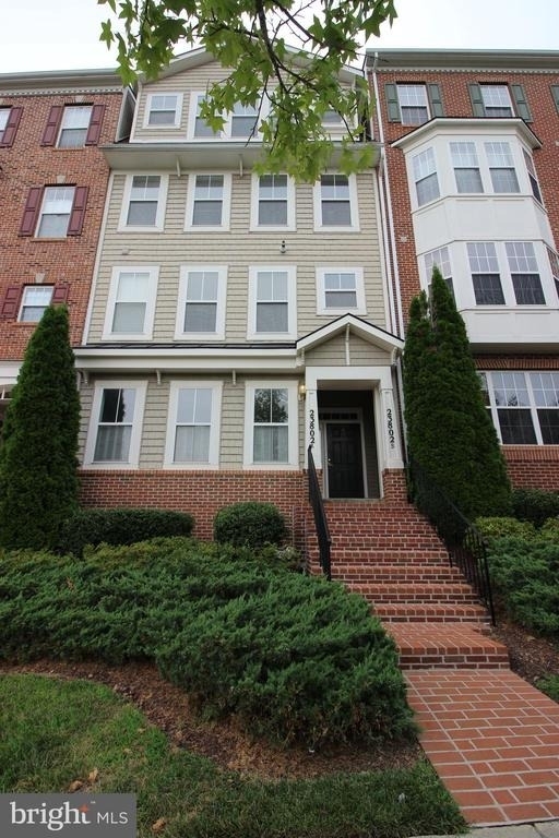 23802 Catawba Hill - Photo 1