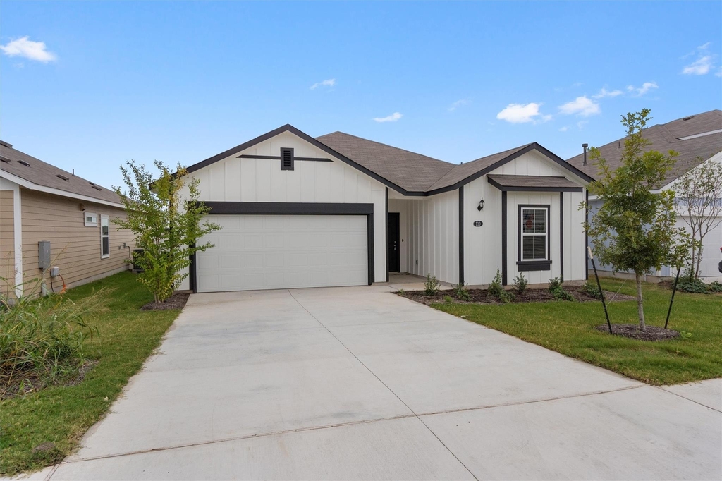 110 Keltic Dr - Photo 1