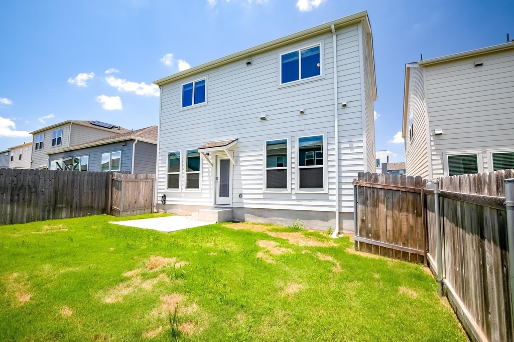 15107 Forum Ave - Photo 25