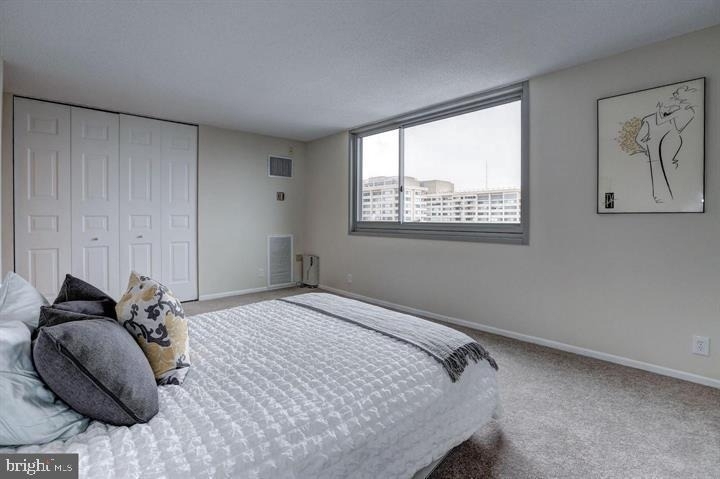 4601 N Park Avenue N - Photo 6