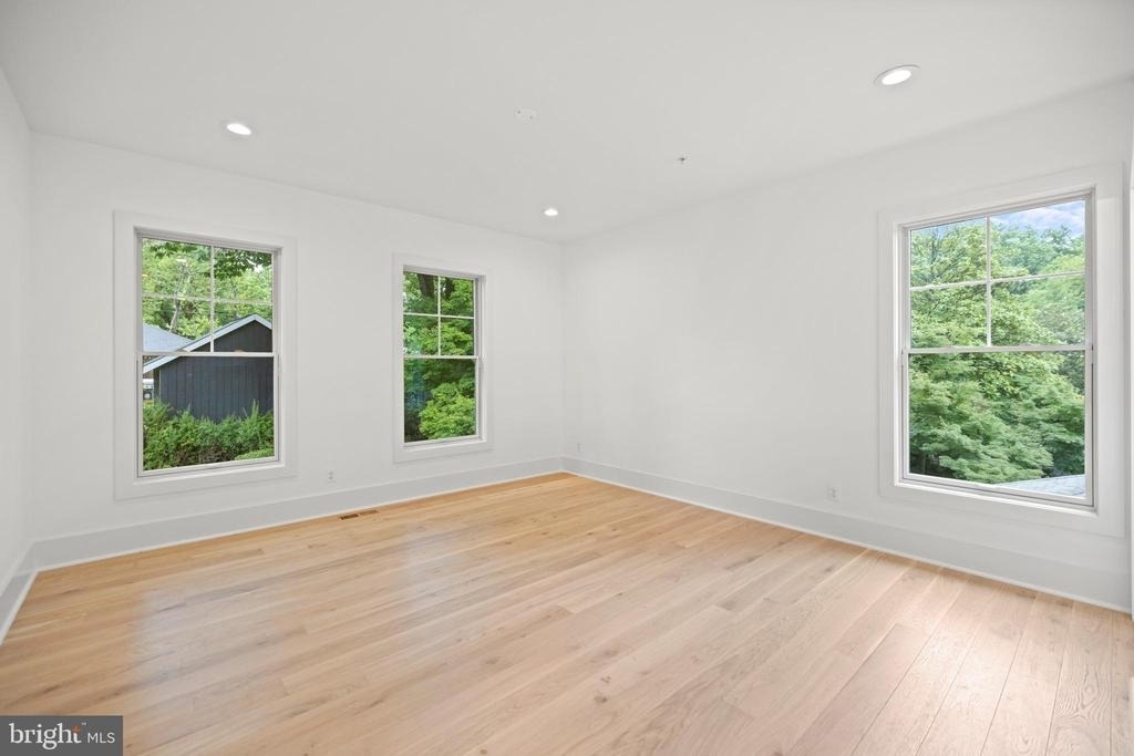 8609 Woodbrook Lane - Photo 29