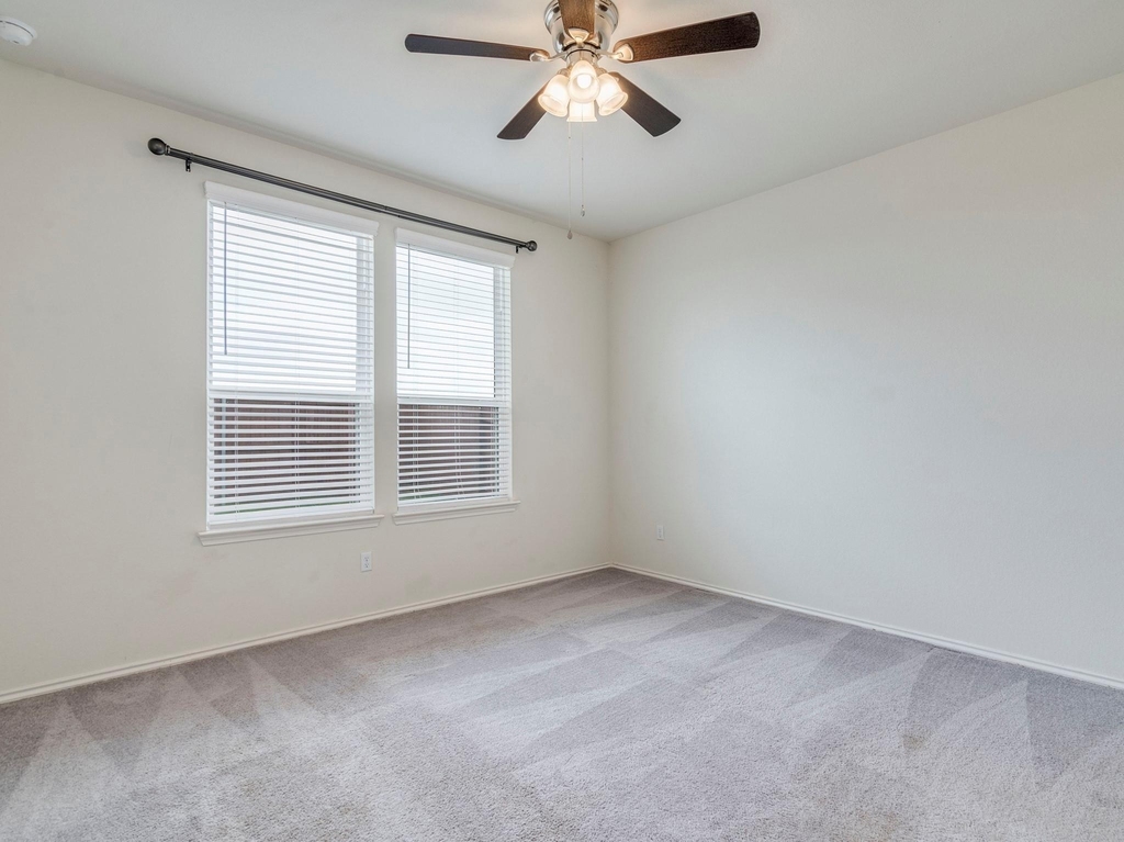 790 Pepperbark Loop - Photo 7