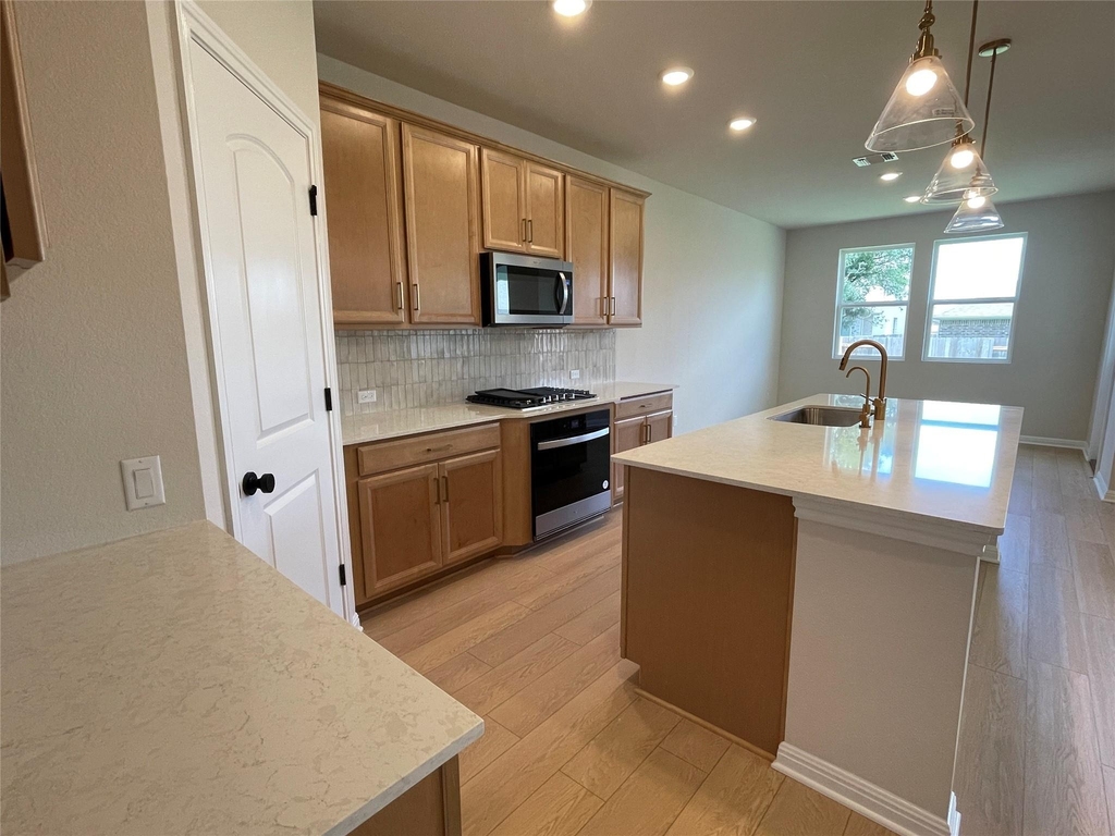 270 Grand Teton Dr - Photo 4