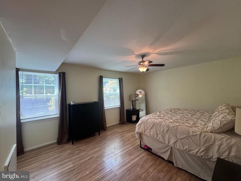 20220 Shipley Terrace - Photo 8