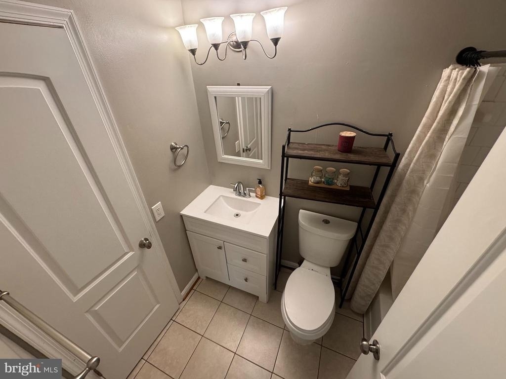 20220 Shipley Terrace - Photo 12