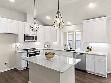112 Falkland St - Photo 14