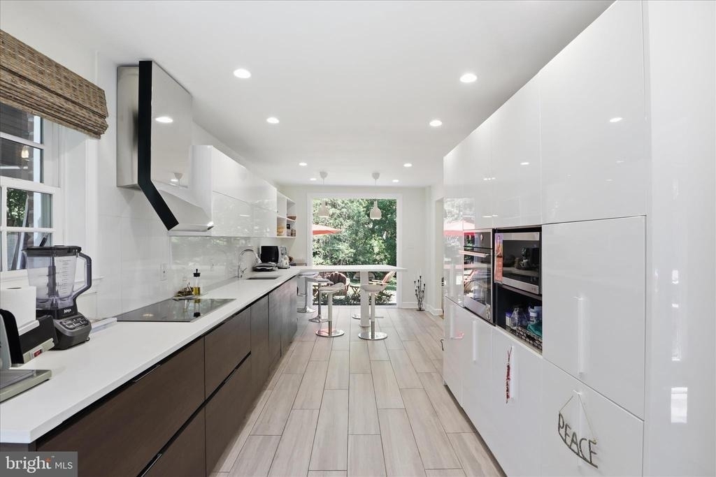 3221 Coquelin Terrace - Photo 12