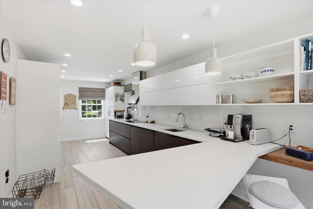 3221 Coquelin Terrace - Photo 14