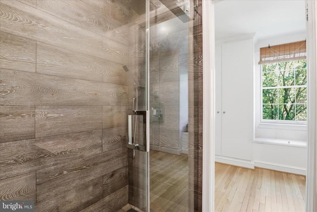 3221 Coquelin Terrace - Photo 21