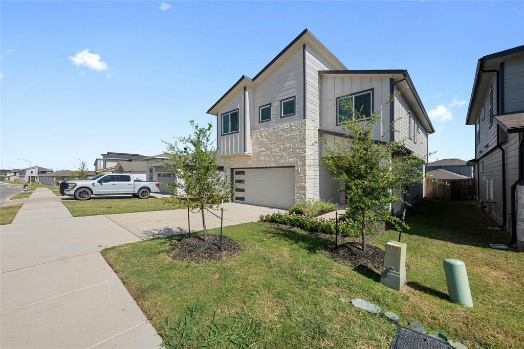 432 Wilshire Rd - Photo 1