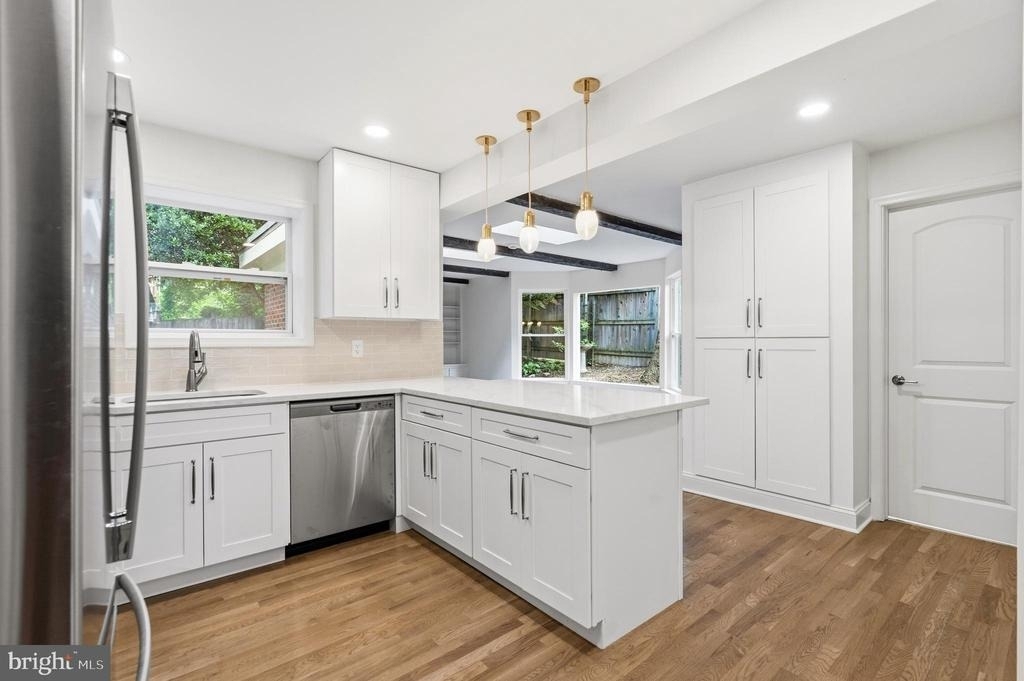 5605 Wood Way - Photo 6