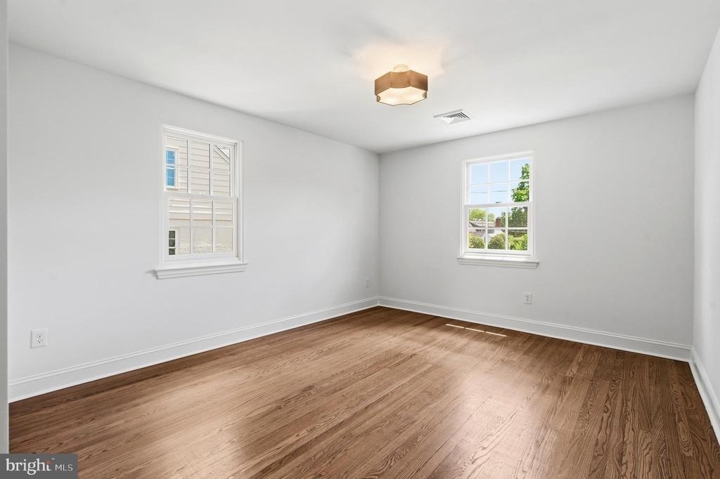 5605 Wood Way - Photo 9