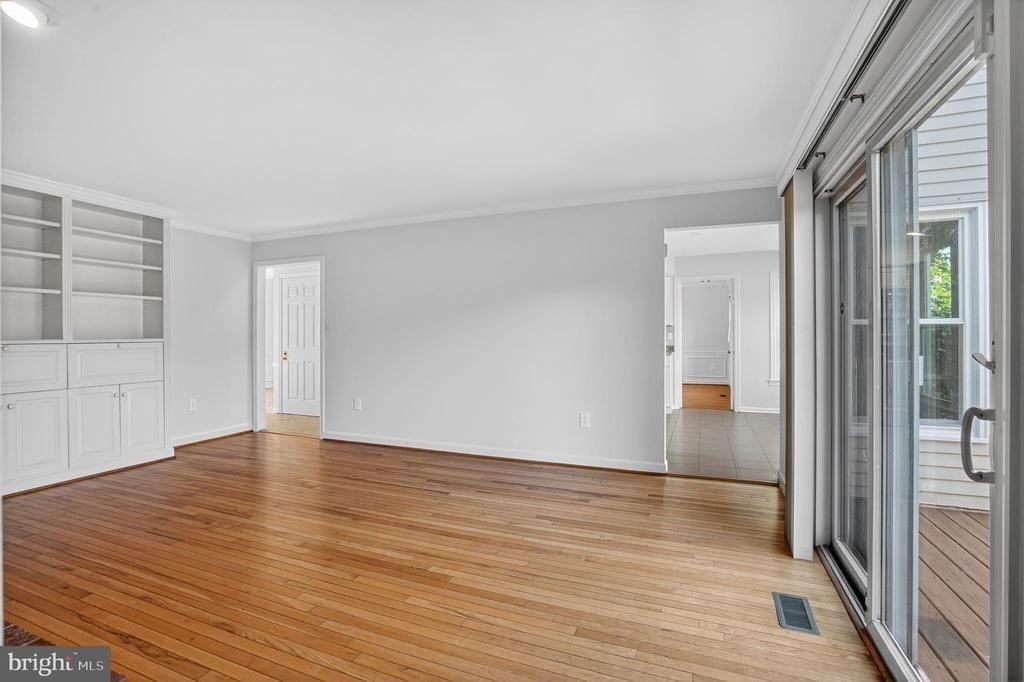 7705 Zulima Court - Photo 10