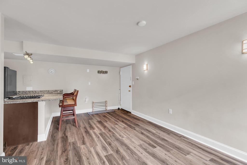 5107 Crossfield Court - Photo 3