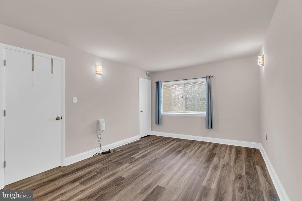 5107 Crossfield Court - Photo 12