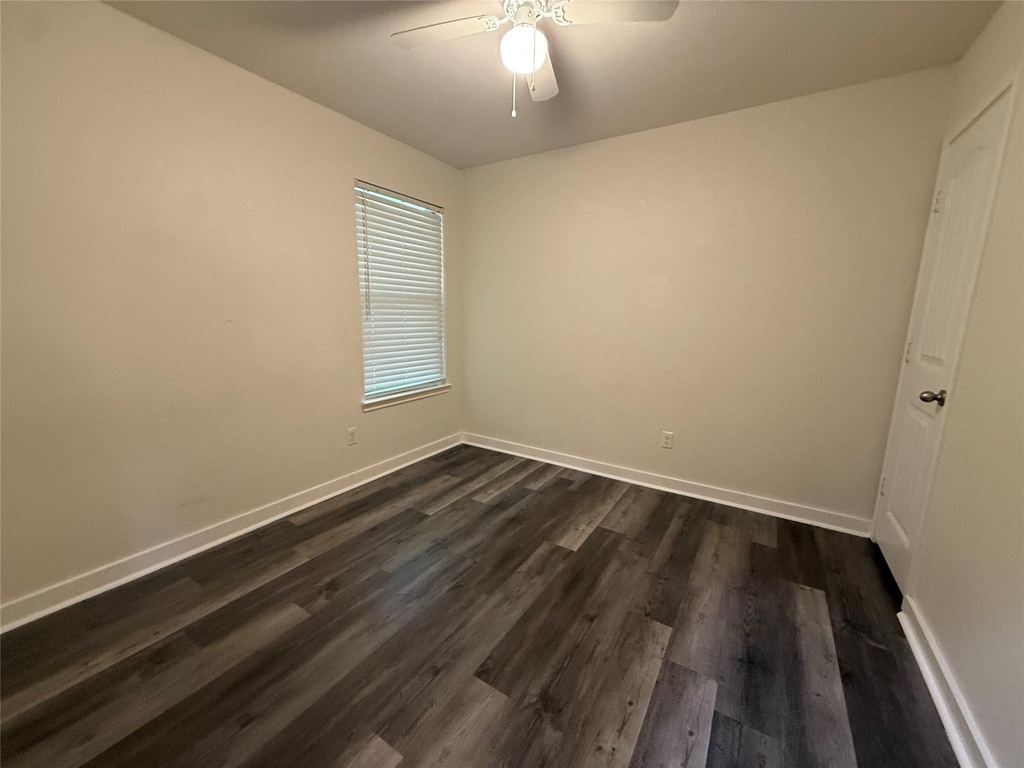 4305 Big Bend Trl - Photo 7