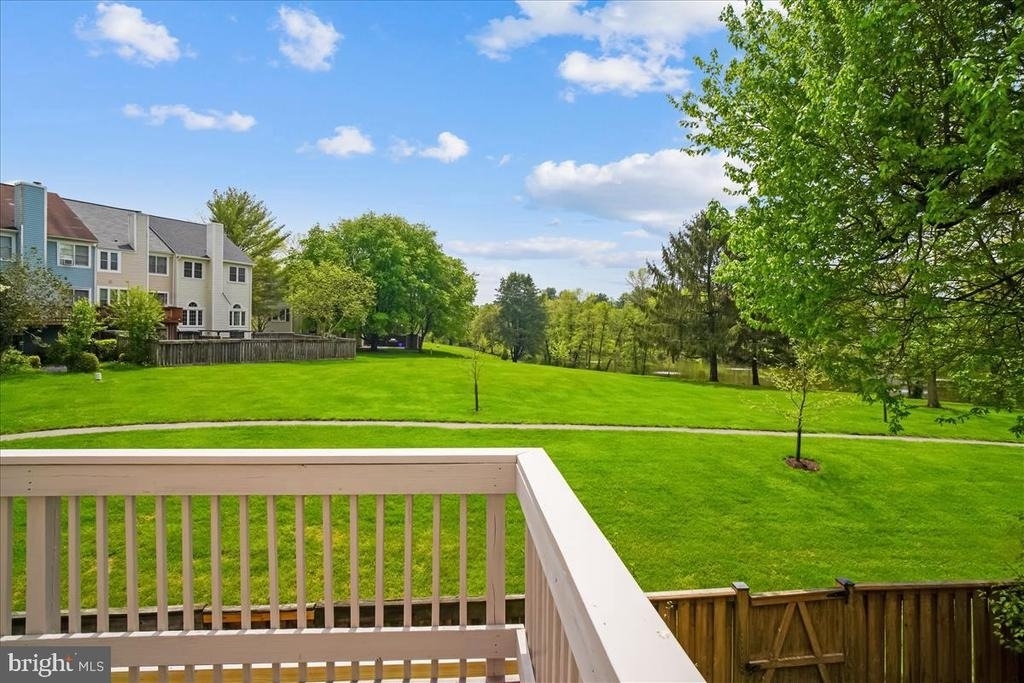 8830 Thomas Lea - Photo 16