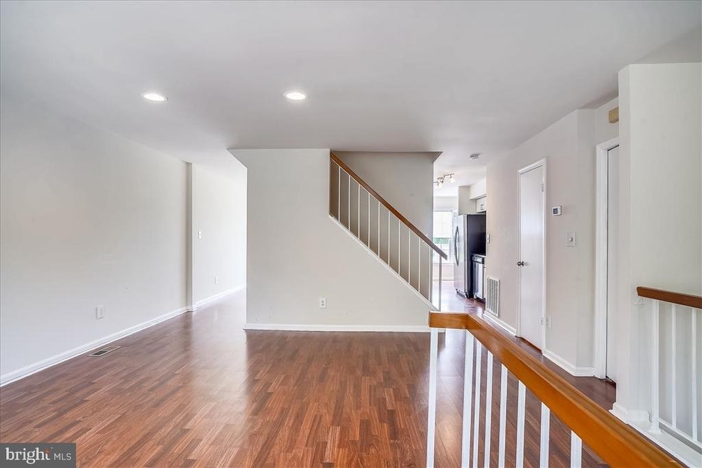 8830 Thomas Lea - Photo 7