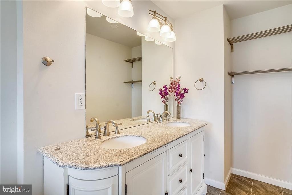 8830 Thomas Lea - Photo 41