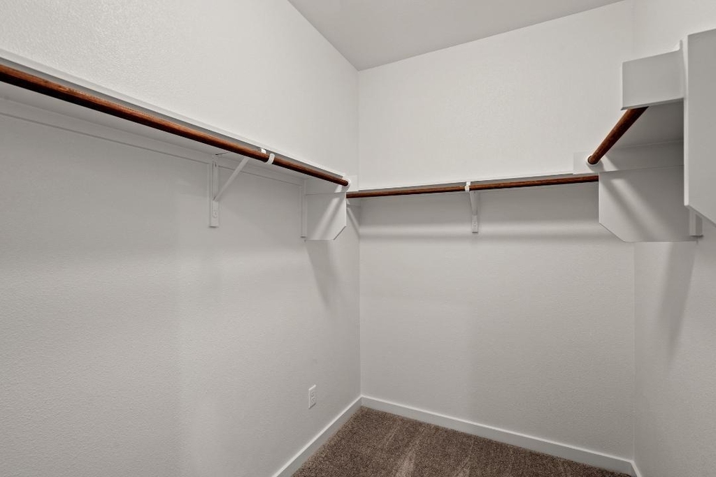 605 W South St St - Photo 10