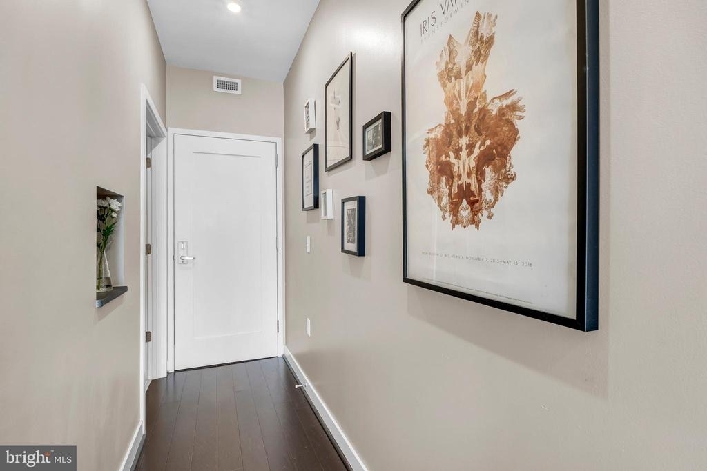 1320 Fenwick Lane - Photo 48