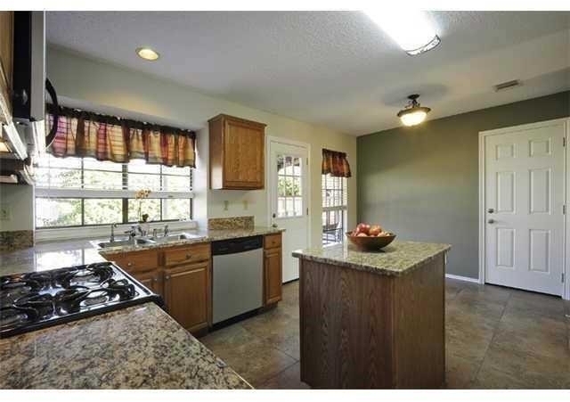 1113 Paint Brush Trl - Photo 11