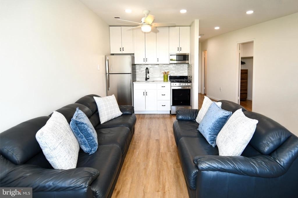 10201 Grosvenor Place - Photo 1