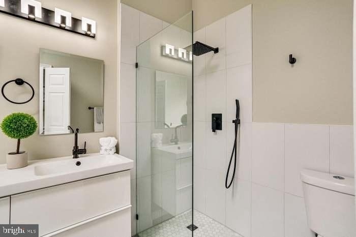 2111 Cambridge Park Court - Photo 27