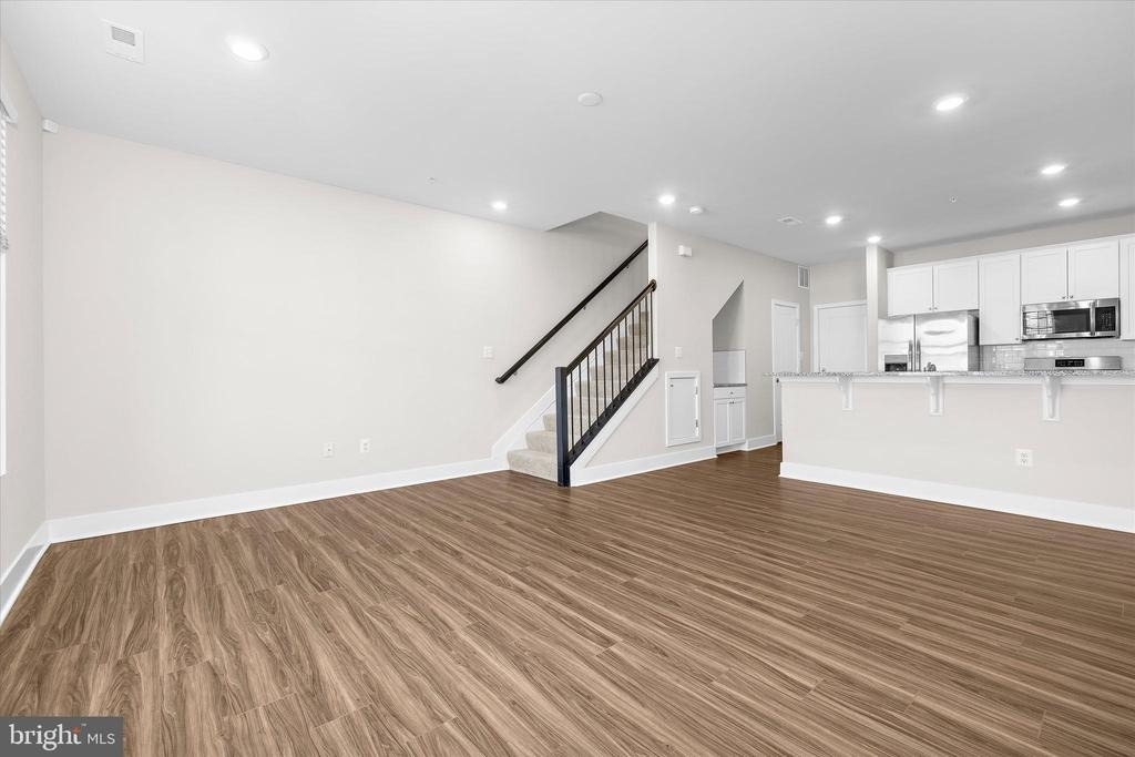 7738 Port Capital Drive - Photo 8