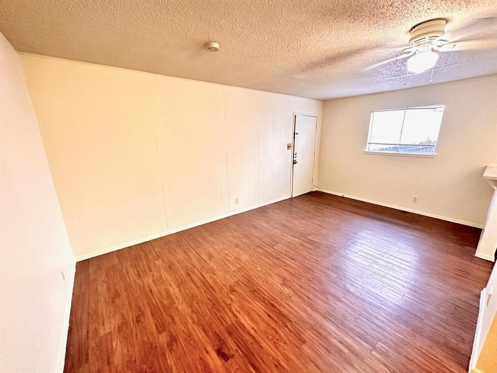 4204 Speedway - Photo 1