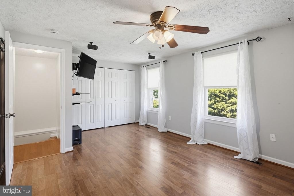9402 Granite Hill - Photo 18