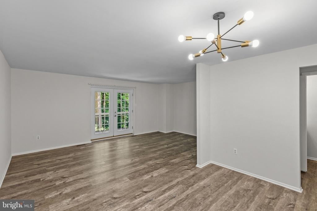 11861 New Country Lane - Photo 8