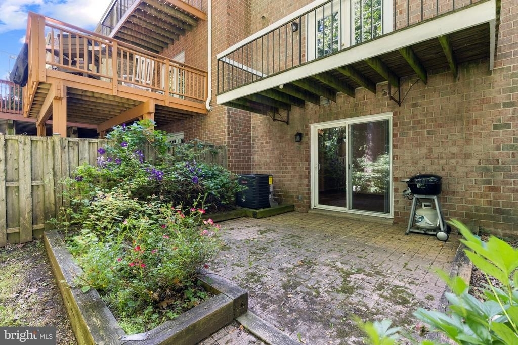 11861 New Country Lane - Photo 39