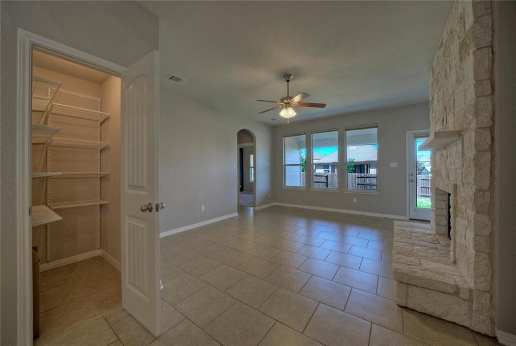 18413 Falcon Pointe Blvd - Photo 8
