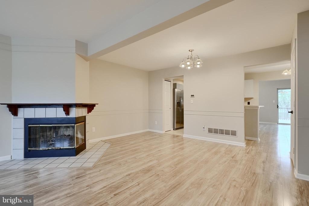733 Reedy Circle - Photo 3