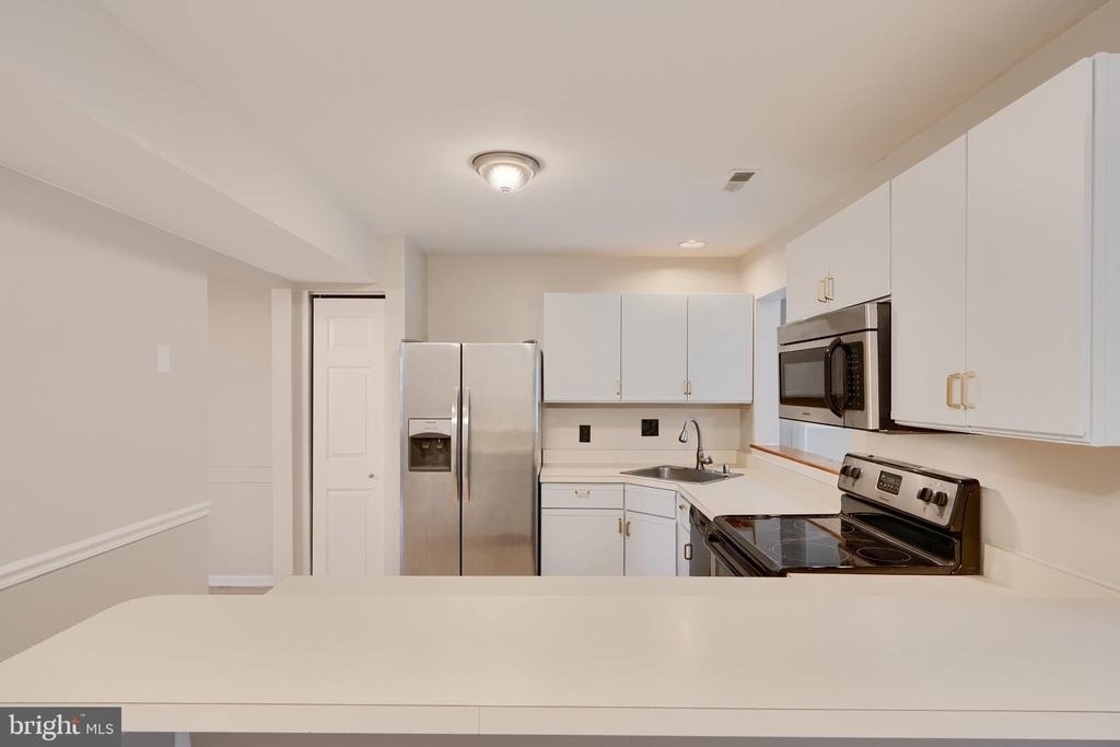 733 Reedy Circle - Photo 6