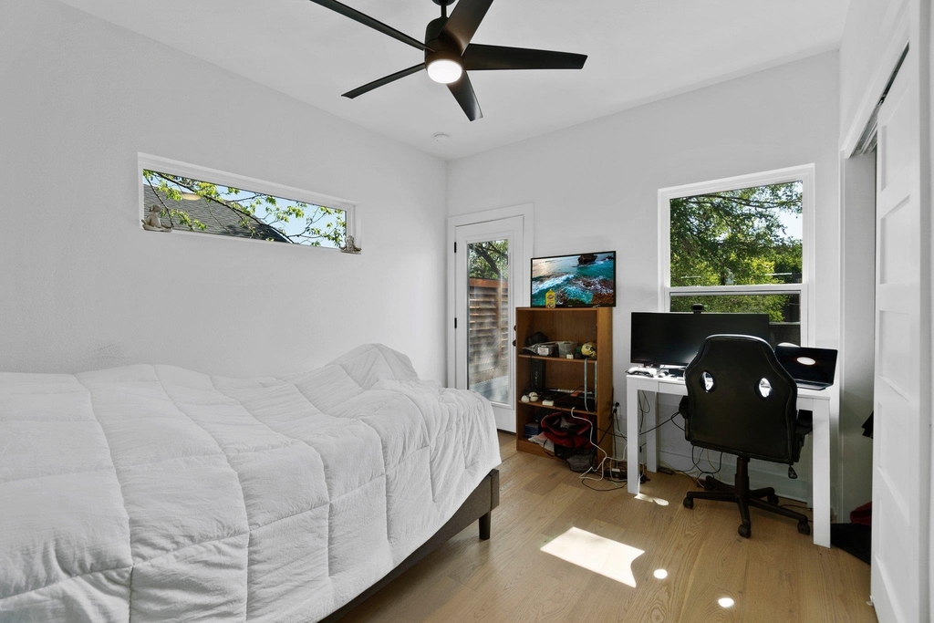 1409 Greenwood Ave - Photo 23