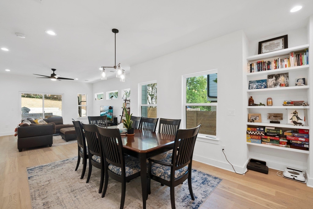 1409 Greenwood Ave - Photo 10