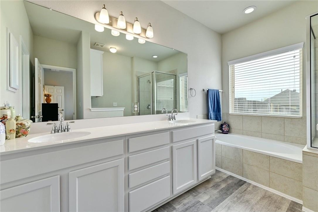 400 Lewisville Ln - Photo 11